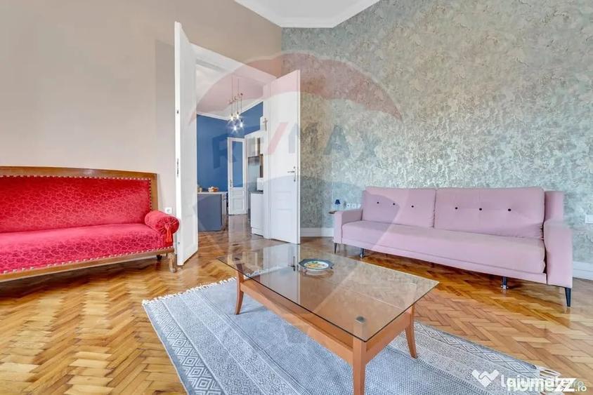 Apartament cu 3 camere decomandat în Central