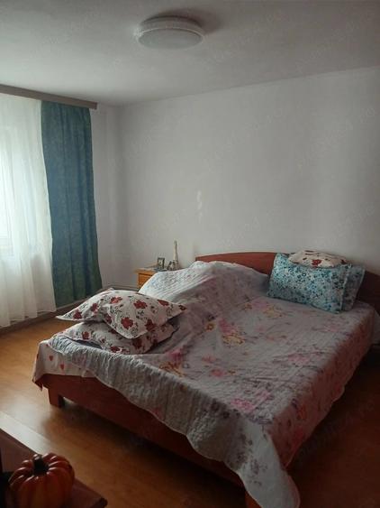 Casă cu Teren 405 Mp în Valu lui Traian