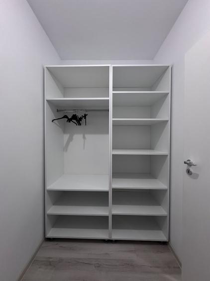 Apartament cu 2 camere decomandat, mobilat în Tractorul