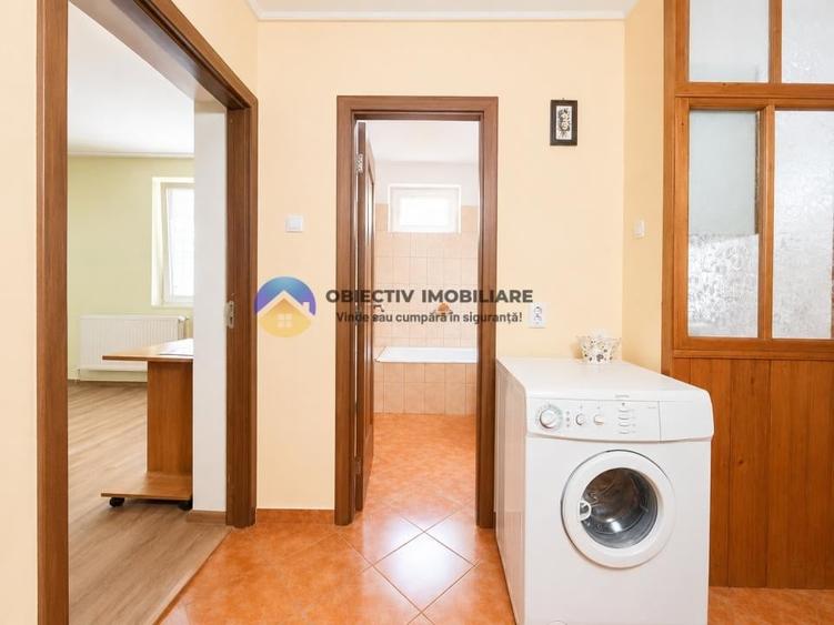 Apartament cu 2 camere decomandat în Central