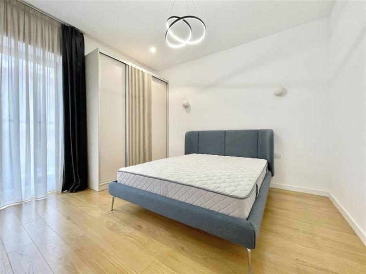 Apartament cu 2 camere decomandat în Herăstrău