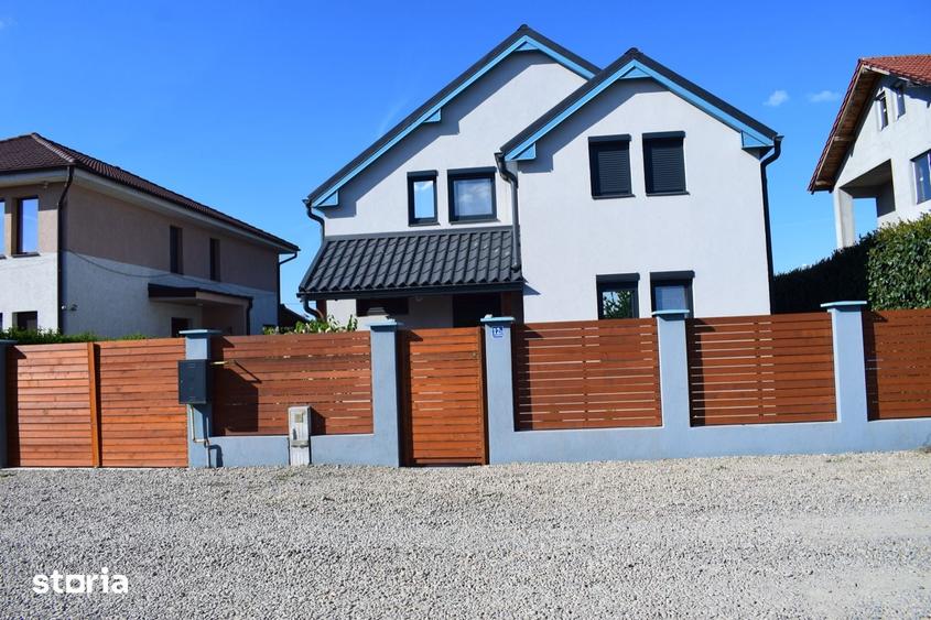 Casă cu 3 camere cu Teren 400 Mp în Rogerius