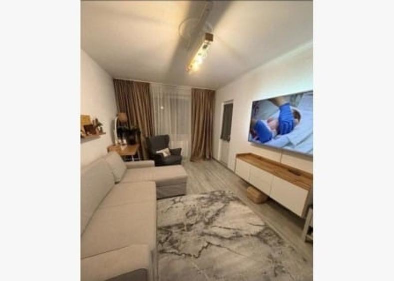 Apartament cu 3 camere decomandat în Basarabia