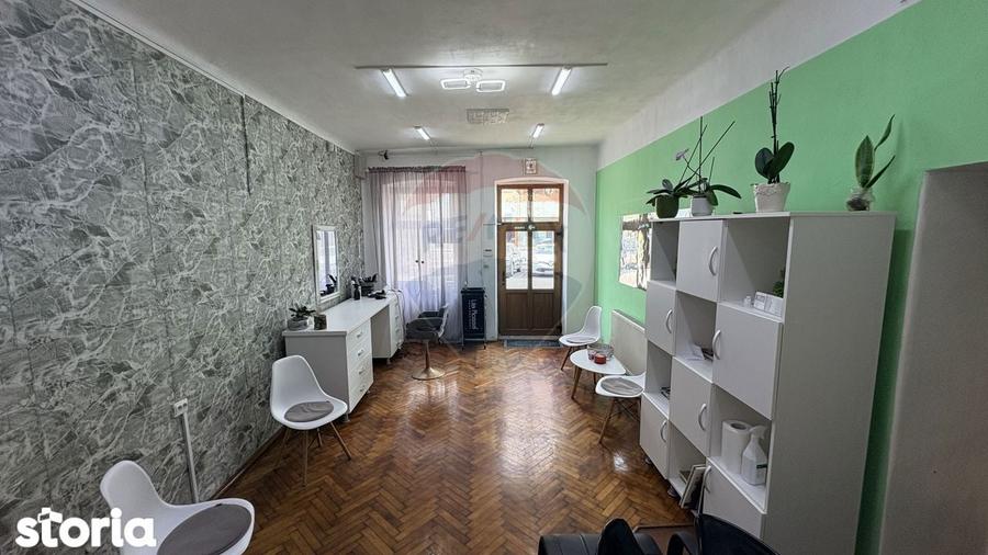 Spațiu comercial, de 141 mp, în Central