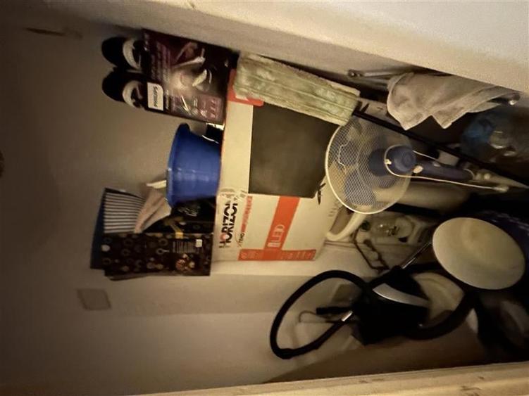 Apartament cu 3 camere decomandat în Plăvăț II