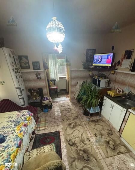 Casă cu 3 camere în Uiești
