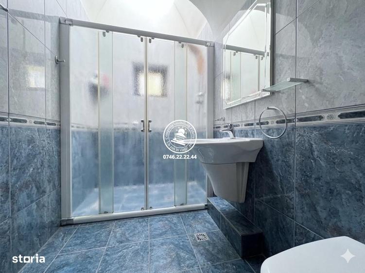 Apartament cu 4 camere în Târgu Cucu