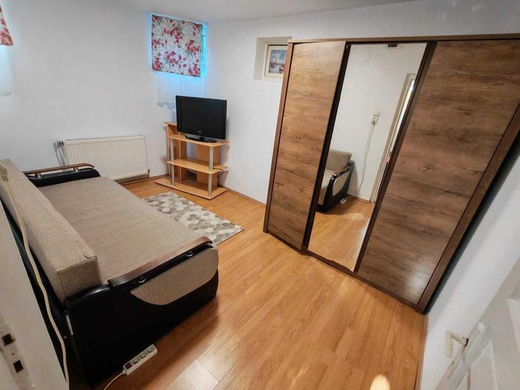 Apartament cu 2 camere semidecomandat în Baciu