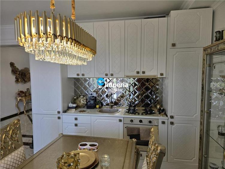 Apartament cu 3 camere decomandat în Copou