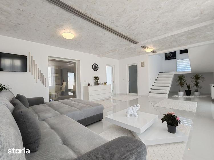 Casă cu 4 camere cu Teren 300 Mp în Craiovei