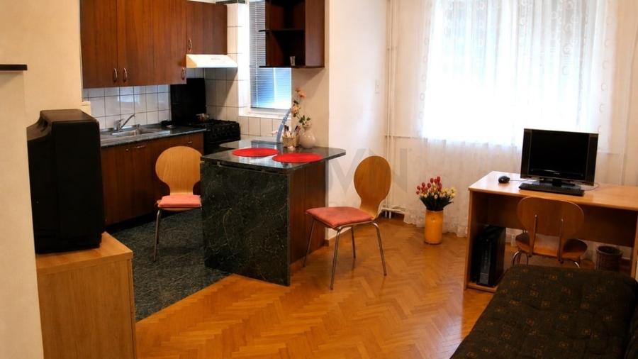 Apartament cu 2 camere decomandat în Colentina