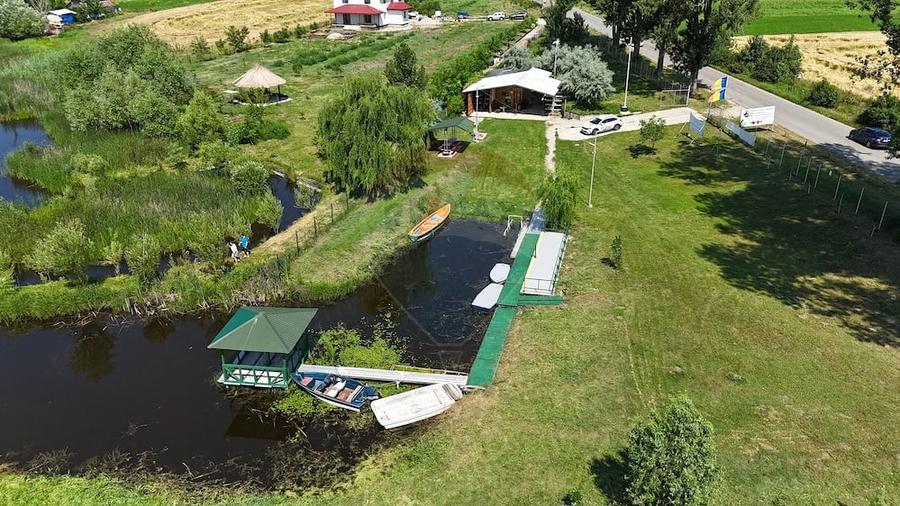 Teren de 2683 mp, în Budeni