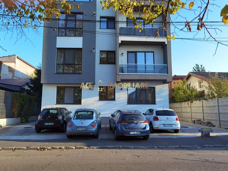 Apartament cu 2 camere semidecomandat, mobilat în Rahova