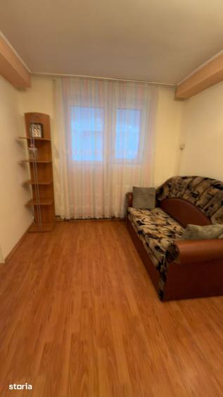Apartament cu 2 camere în Micro 6