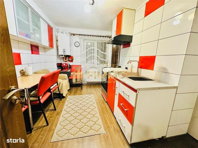 Apartament cu 4 camere decomandat în Obcini