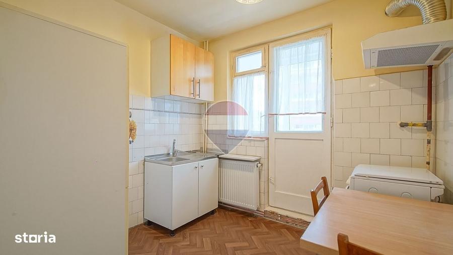 Apartament cu 2 camere semidecomandat în Est