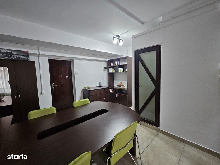 Spațiu comercial, de 25 mp, în Găvana