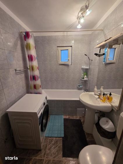 Apartament cu 2 camere decomandat în Crângași