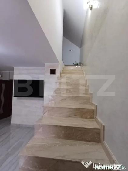 Casă cu 5 camere cu Teren 600 Mp în Turda