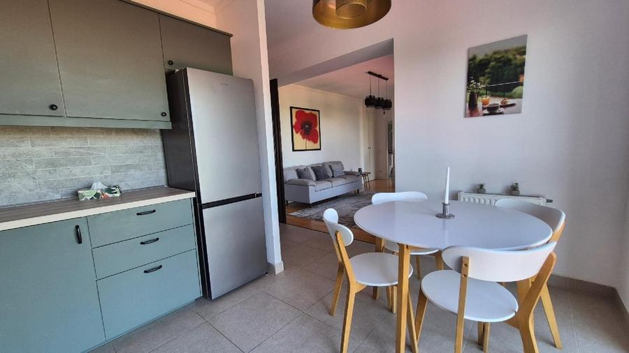 Apartament cu 2 camere decomandat, mobilat în Bucureștii Noi