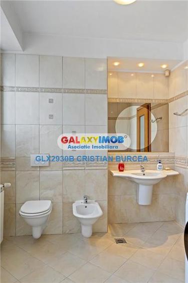 Apartament cu 3 camere decomandat, mobilat în Primăverii