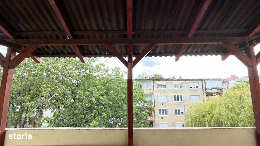 Apartament cu 2 camere semidecomandat în Central