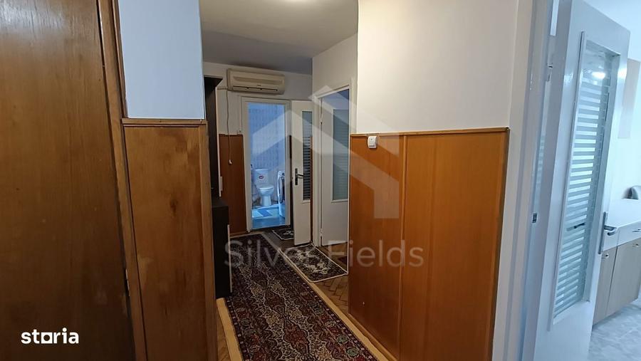 Apartament cu 3 camere, mobilat în Complex Studențesc