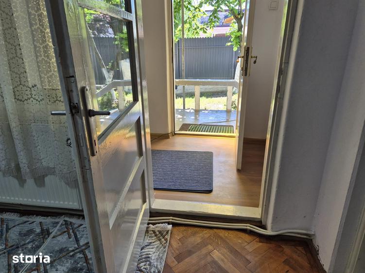 Casă cu 2 camere cu Teren 616 Mp în Drăgășani