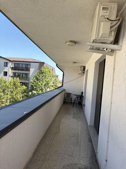 Apartament cu 3 camere în Dobrești