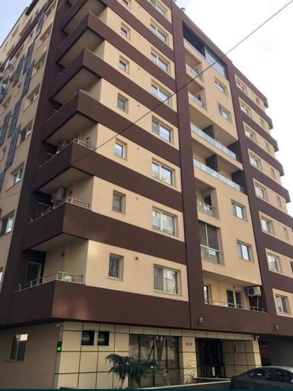 Apartament cu 2 camere semidecomandat în Dristor