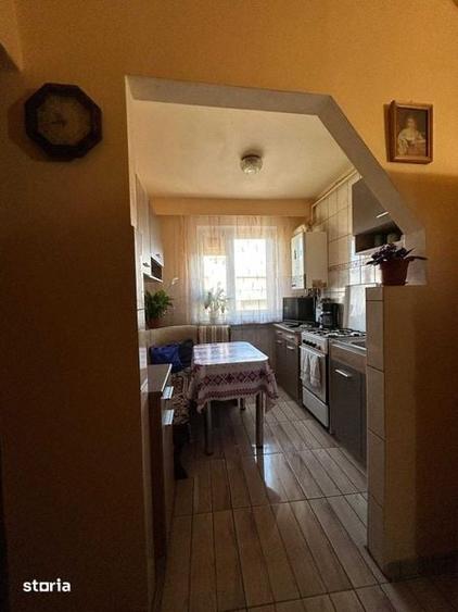 Vand apartament 2 camere, decomandat, zona Pietei - 6