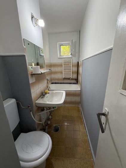 Apartament cu 2 camere decomandat în Exterior Vest