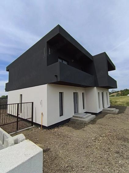Duplex aparte, ultima unitate disponibila (unitatea stanga), Sanandrei - 4