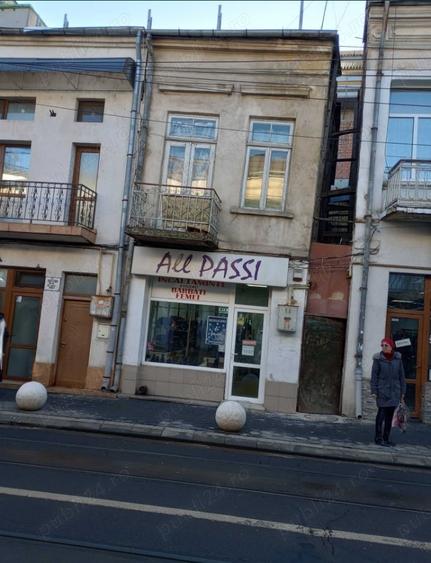 Casă cu 2 camere în Central
