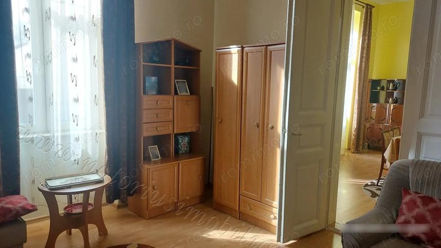 Casă cu 4 camere cu Teren 763 Mp în Central