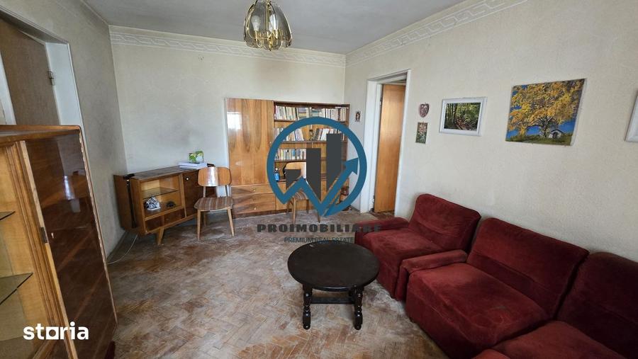 Apartament cu 3 camere în Craiovei
