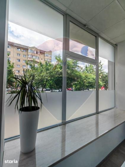 Spațiu comercial, de 81 mp, în Dârste