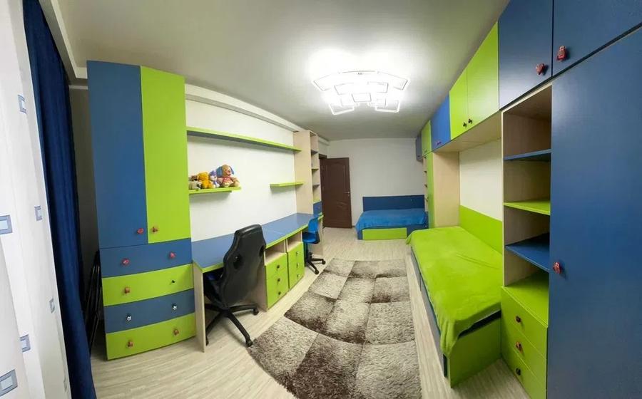 Apartament cu 3 camere decomandat în Chișinau