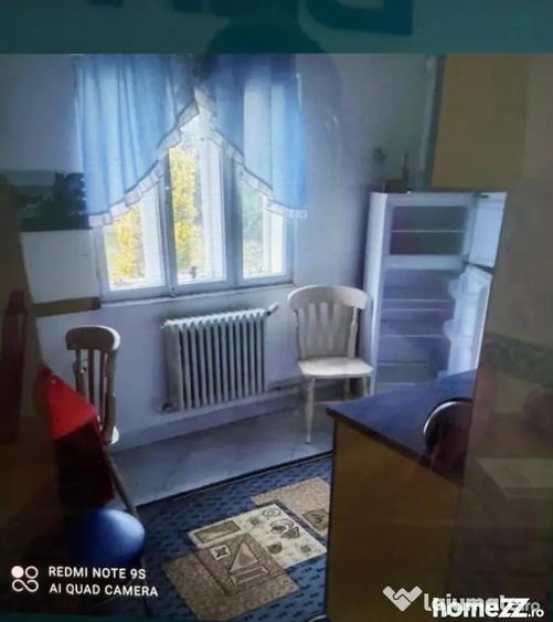 Casă cu 4 camere cu Teren 570 Mp în Central