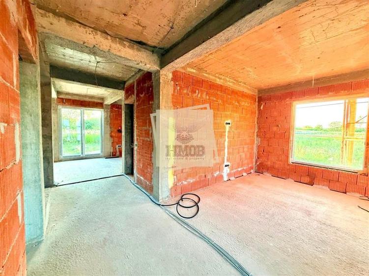Duplex cu 4 camere cu Teren 267 Mp în Șelimbăr