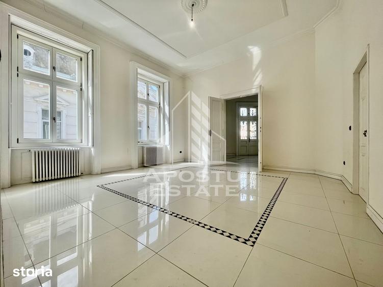 Apartament cu 3 camere în Ultracentral