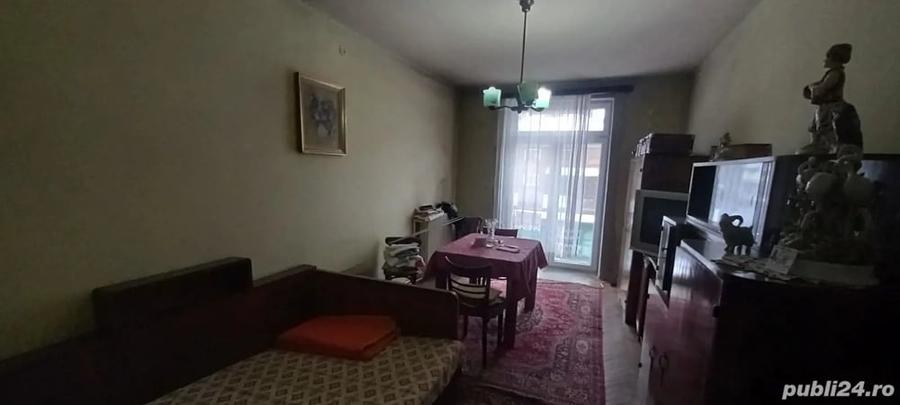 Apartament cu 2 camere decomandat în Petros