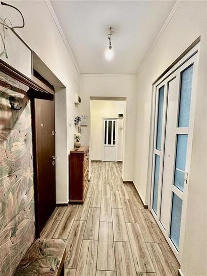 Apartament cu 3 camere decomandat în Eminescu