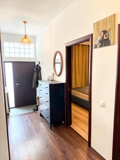 Apartament cu 2 camere decomandat în Titan