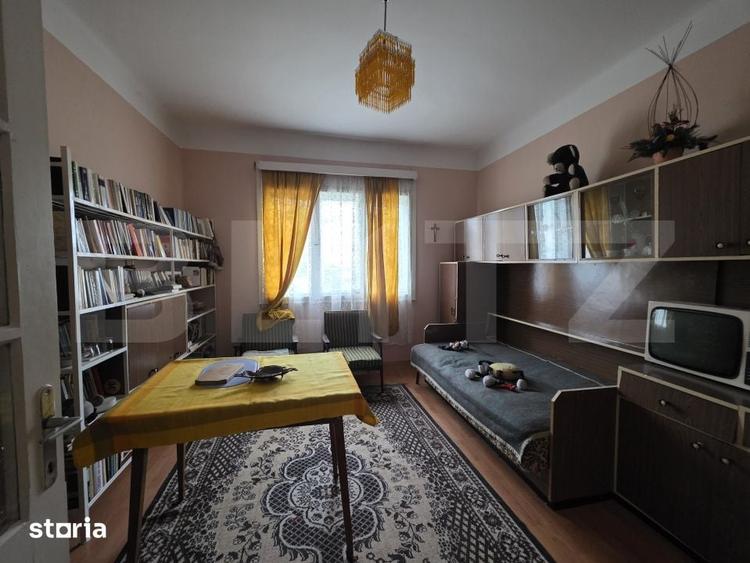 Casă cu 6 camere cu Teren 845 Mp în Solidarității