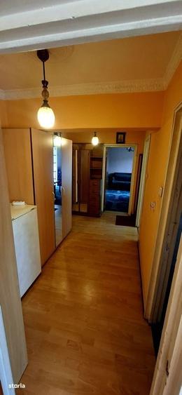 Apartament cu 2 camere decomandat în Trivale