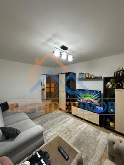Apartament cu 2 camere decomandat, mobilat în Drumul Taberei — fotografia 1
