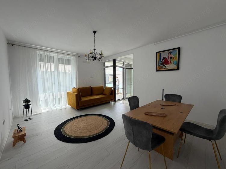 Apartament cu 2 camere semidecomandat în Dumbrăvița