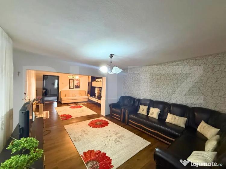Casă cu 4 camere cu Teren 1237 Mp în Central