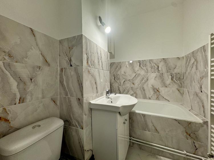 Apartament cu 2 camere semidecomandat în Șagului